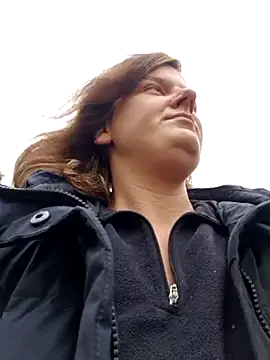 Snapshot of Cutegirlforyou chatting on 10.13.25 Cutegirlforyou online show from 10.13.25