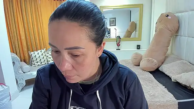 gaby trent online show from 11.24.25