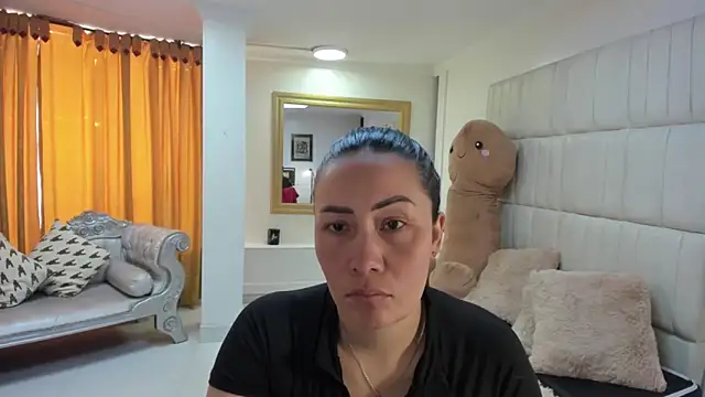 gaby trent online show from 11.27.25