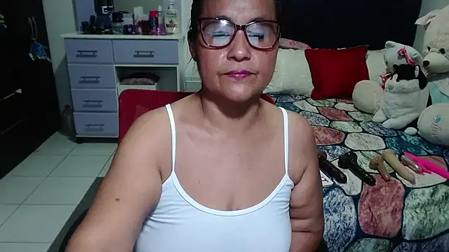 pervert mommy  online show from 10.22.25