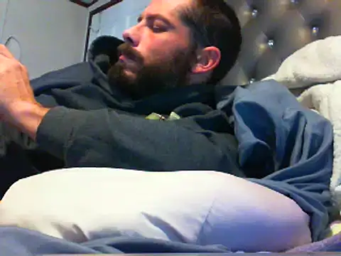 Snapshot of Sitonmyface2020@xh chatting on 03.11.25 Sitonmyface2020xh online show from 03.11.25