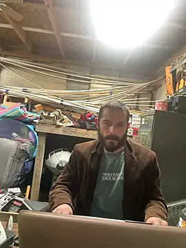 Snapshot of Sitonmyface2020@xh chatting on 03.22.25 Sitonmyface2020xh online show from 03.22.25