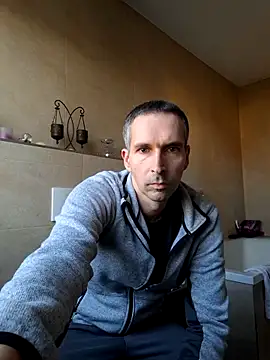 Snapshot of Geiler-boy313 chatting on 03.16.25 Geiler-boy313 online show from 03.16.25