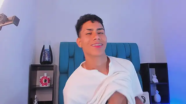 AlanNaughty online show from 12.22.24