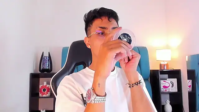 AlanNaughty online show from 01.24.25