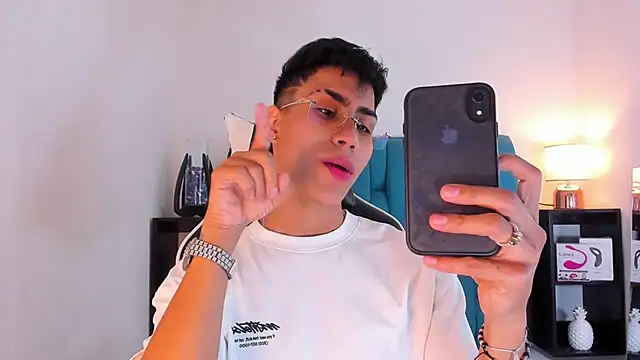 AlanNaughty online show from 02.01.25