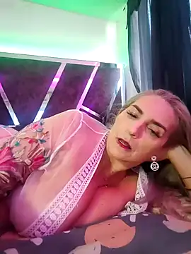 Snapshot of Lossexycacha chatting on 01.24.25 Lossexycacha online show from 01.24.25
