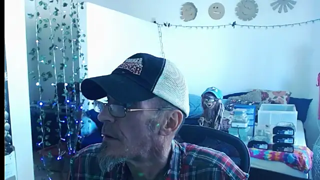 Snapshot of mycock2474u chatting on 03.01.25 mycock2474u online show from 03.01.25