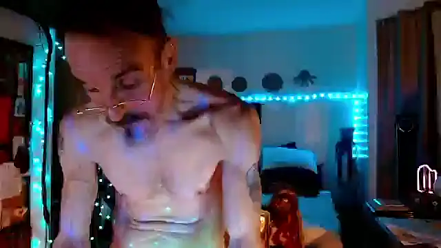 Snapshot of mycock2474u chatting on 09.26.25 mycock2474u online show from 09.26.25