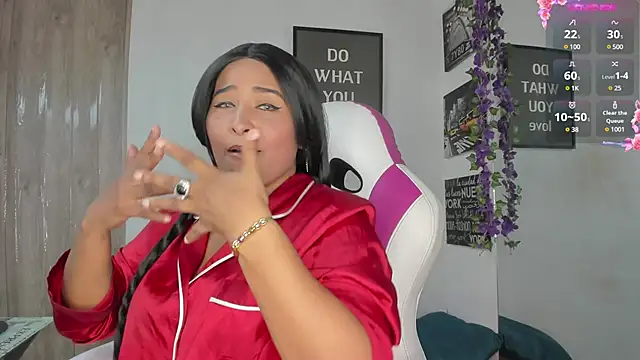Snapshot of paola_ih chatting on 12.16.24 paola ih online show from 12.16.24