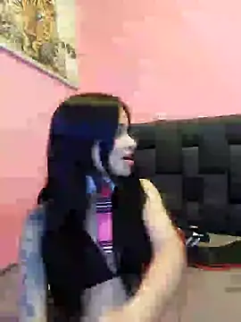 Snapshot of secretgreisy_ chatting on 12.16.24 secretgreisy  online show from 12.16.24