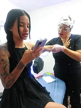 Snapshot of secretgreisy_ chatting on 09.12.25 secretgreisy  online show from 09.12.25