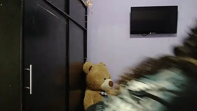 ANGELIQUE KLANE online show from 01.24.25