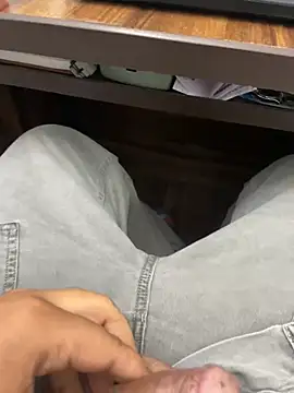 Snapshot of kavilv69fuck chatting on 01.02.25 kavilv69fuck online show from 01.02.25