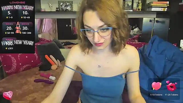 Snapshot of FoxyDom699 chatting on 03.17.25 FoxyDom699 online show from 03.17.25