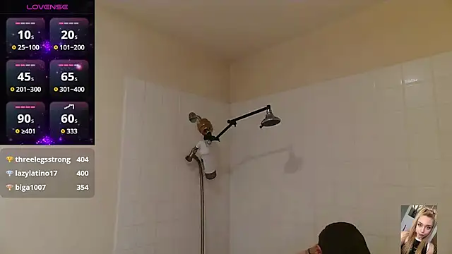 Blondiewithanass online show from 10.30.25