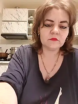 Snapshot of cindybbwsquirt chatting on 01.10.25 cindybbwsquirt online show from 01.10.25
