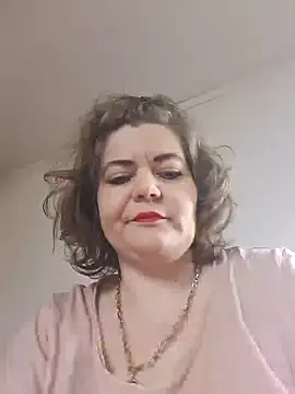 Snapshot of cindybbwsquirt chatting on 02.01.25 cindybbwsquirt online show from 02.01.25