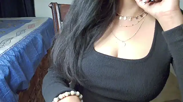 Snapshot of Adventurous_Angel chatting on 03.06.25 Adventurous Angel online show from 03.06.25