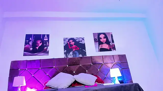 Snapshot of Ariana_lopezz chatting on 03.10.25 Ariana lopezz online show from 03.10.25