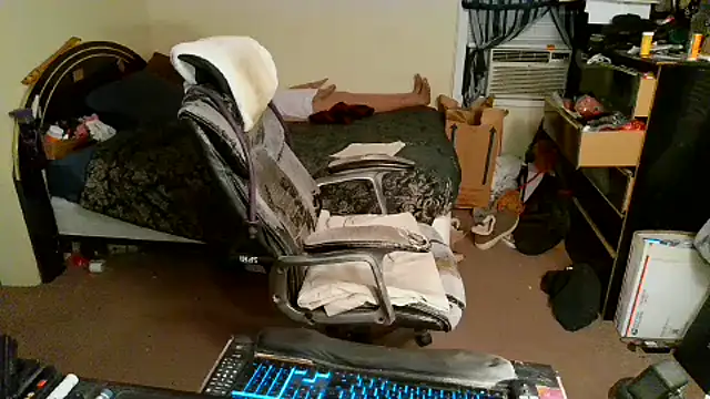 Snapshot of Toastir chatting on 02.10.25 Toastir online show from 02.10.25