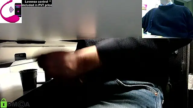 Snapshot of pliko chatting on 01.30.25 pliko online show from 01.30.25