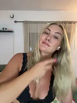 NastyMilf  online show from 10.04.25