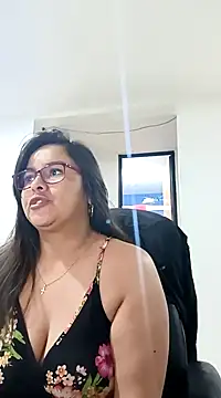 Snapshot of Ixchel_Anaid chatting on 01.29.25 Ixchel Anaid online show from 01.29.25