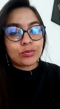 Snapshot of Ixchel_Anaid chatting on 03.09.25 Ixchel Anaid online show from 03.09.25