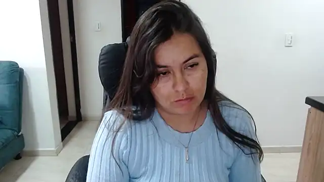 Snapshot of Ixchel_Anaid chatting on 03.12.25 Ixchel Anaid online show from 03.12.25