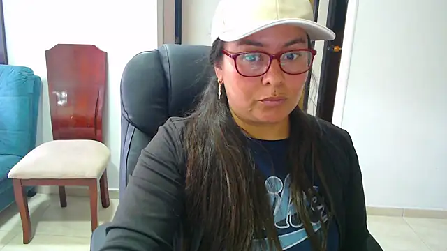 Snapshot of Ixchel_Anaid chatting on 09.24.25 Ixchel Anaid online show from 09.24.25