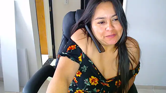 Snapshot of Ixchel_Anaid chatting on 09.27.25 Ixchel Anaid online show from 09.27.25