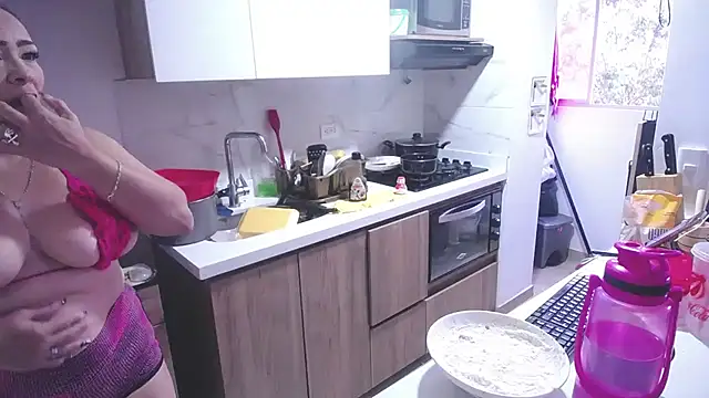 Snapshot of Tits__sweet chatting on 01.28.25 Tits  sweet online show from 01.28.25