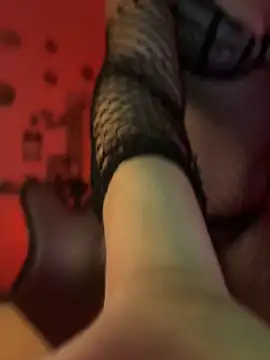 Snapshot of ValeryPbb chatting on 12.04.25 ValeryPbb online show from 12.04.25