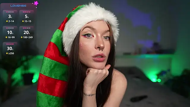 Snapshot of Erotic_Saga chatting on 12.20.24 Erotic Saga online show from 12.20.24