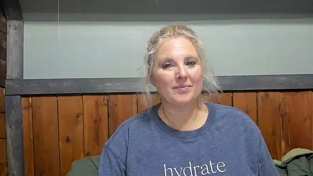 Snapshot of lisaxlovexxx chatting on 09.12.25 lisaxlovexxx online show from 09.12.25