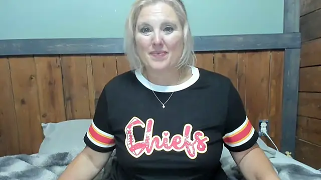 Snapshot of lisaxlovexxx chatting on 09.22.25 lisaxlovexxx online show from 09.22.25