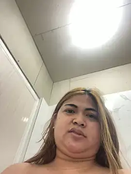 Bombshell Ashy online show from 12.27.24