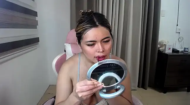 Bombshell Ashy online show from 02.24.25