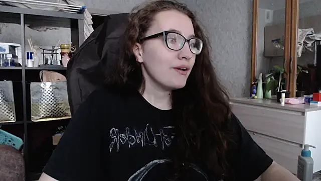 Snapshot of AnKey_Rayah chatting on 12.04.24 AnKey Rayah online show from 12.04.24