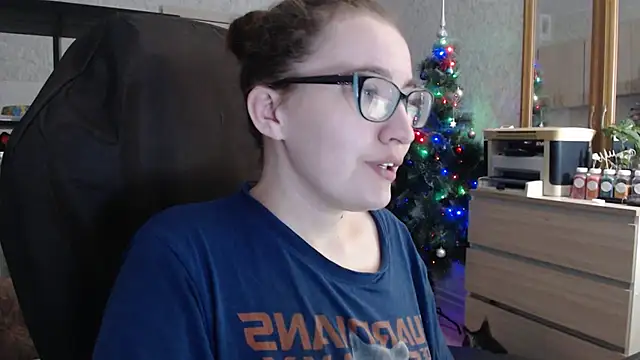 Snapshot of AnKey_Rayah chatting on 01.27.25 AnKey Rayah online show from 01.27.25