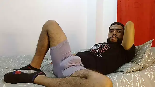 Snapshot of Aroon_Stonne chatting on 12.15.24 Aroon Stonne online show from 12.15.24