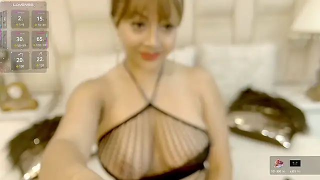Snapshot of zarahdivousi chatting on 09.28.25 zarahdivousi online show from 09.28.25
