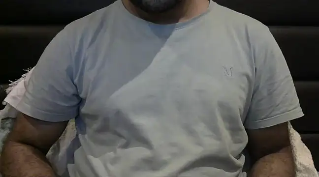 Snapshot of frankpeterson4646 chatting on 02.23.25 frankpeterson4646 online show from 02.23.25