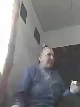 Cerd Ayaz online show from 03.12.25