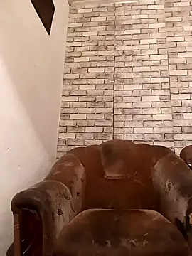 Cerd Ayaz online show from 10.18.25