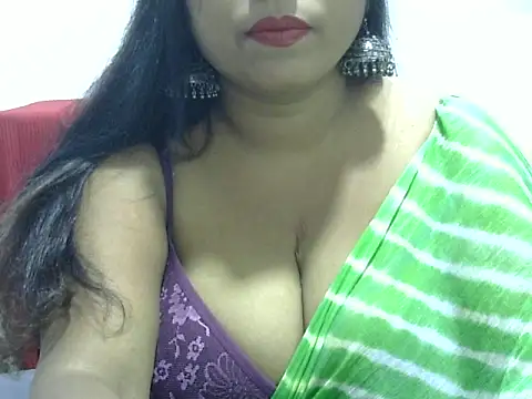 Snapshot of ROSEE_MERRYYYY chatting on 09.17.25 ROSEE MERRYYYY online show from 09.17.25