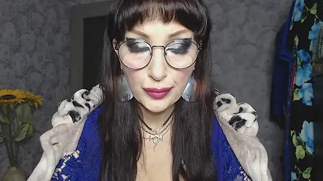 Aziza1 online show from 11.07.25