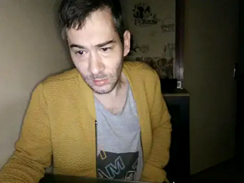 Snapshot of Ethangay chatting on 10.05.25 Ethangay online show from 10.05.25