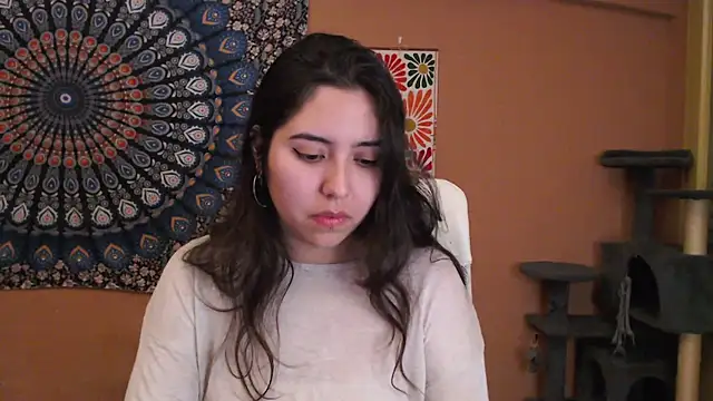 Snapshot of IntimateTales chatting on 01.09.25 IntimateTales online show from 01.09.25